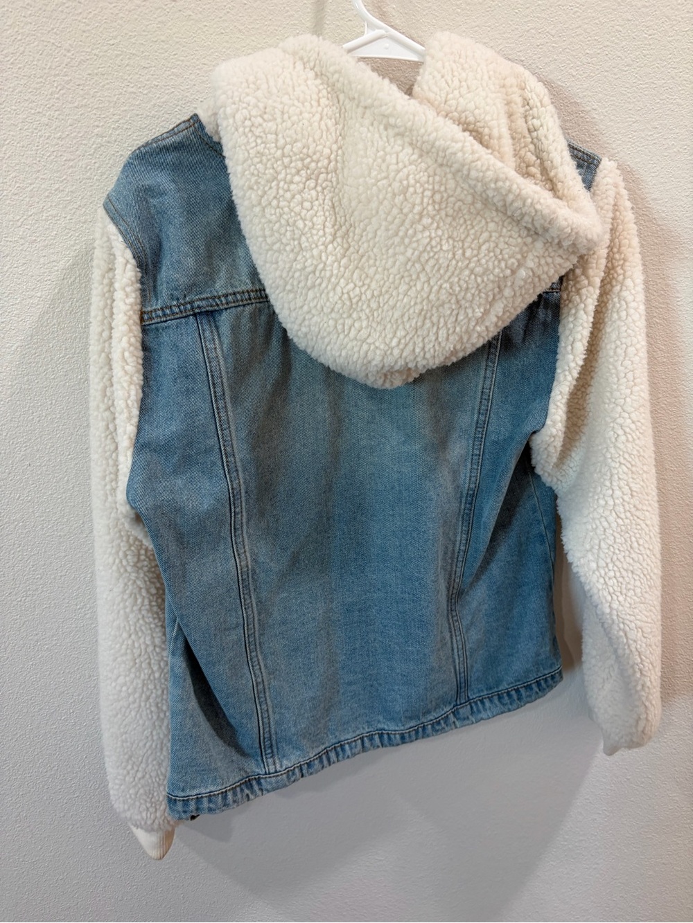 Ashley Nicole Women's Sherpa Denim Jacket - Picture 3 of 3